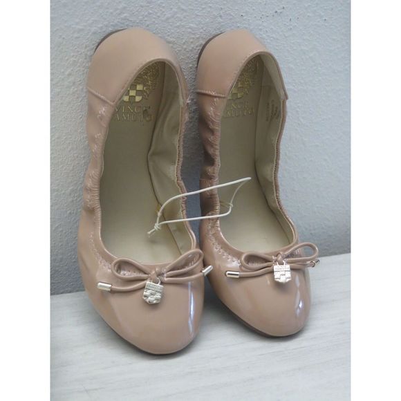 Vince Camuto VP-Eryn Women's Sz 6M Nude Patten Leather Ballet Flats w/Bows - Picture 3 of 8